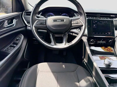 2022 Jeep Grand Cherokee L Laredo 4x4