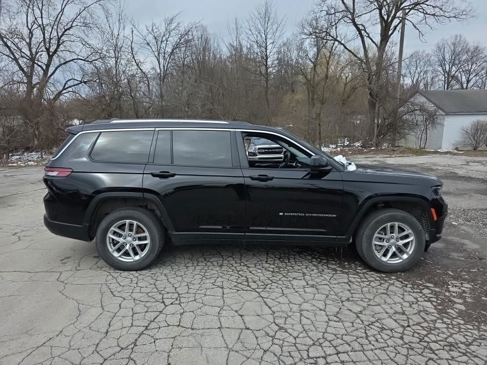 2022 Jeep Grand Cherokee L Laredo 4x4