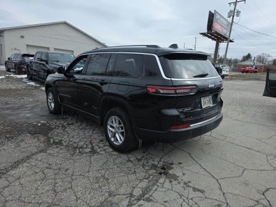 2022 Jeep Grand Cherokee L Laredo 4x4