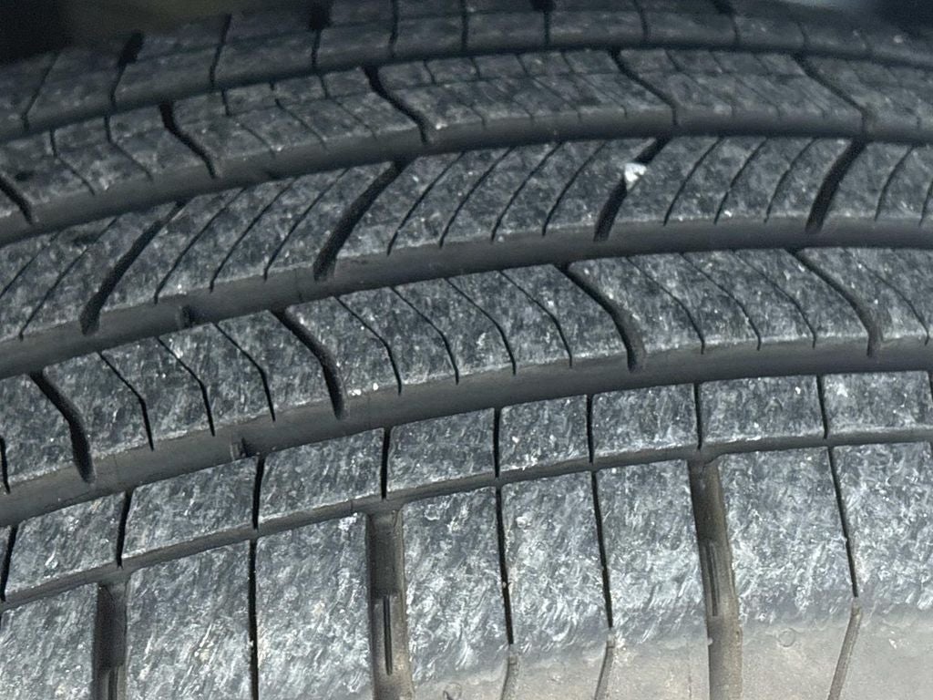 2023 Jeep Grand Cherokee L Laredo 4x4