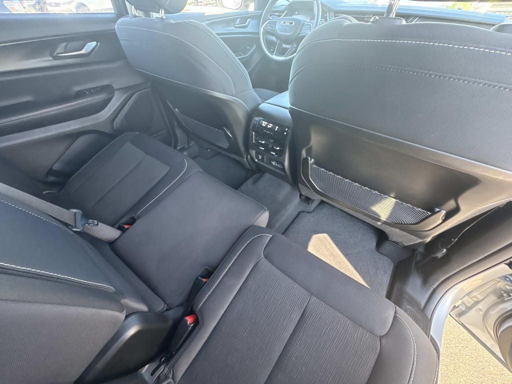 2023 Jeep Grand Cherokee L Laredo 4x4