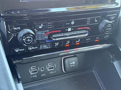 2023 Jeep Grand Cherokee L Laredo 4x4