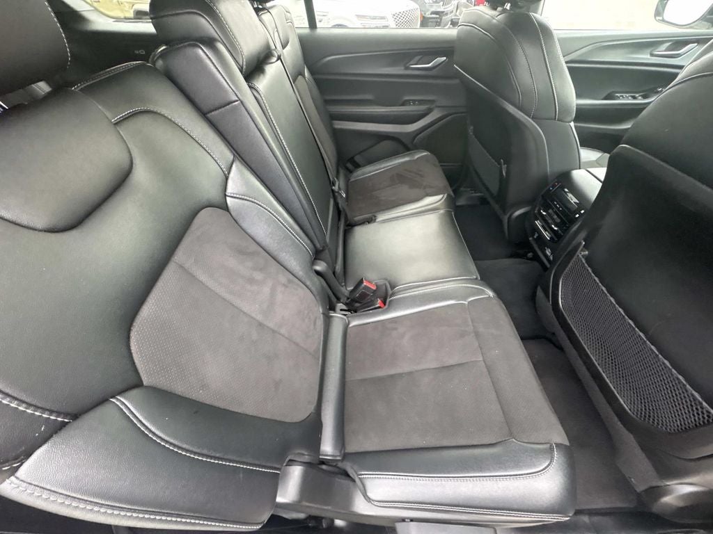 2024 Jeep Grand Cherokee L Altitude 4x4