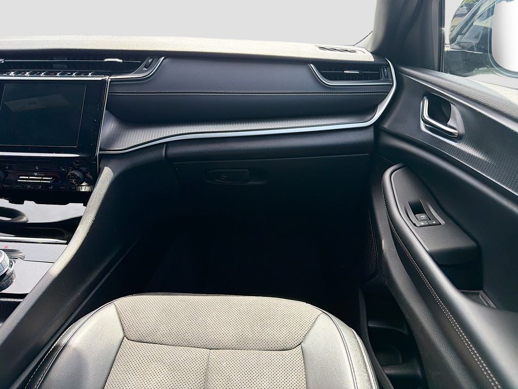 2024 Jeep Grand Cherokee L Altitude X 4x4
