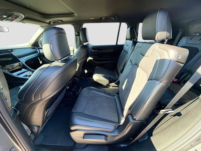 2025 Jeep Grand Cherokee GRAND CHEROKEE L ALTITUDE X 4X4