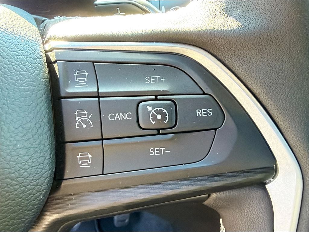 2025 Jeep Grand Cherokee GRAND CHEROKEE L ALTITUDE X 4X4