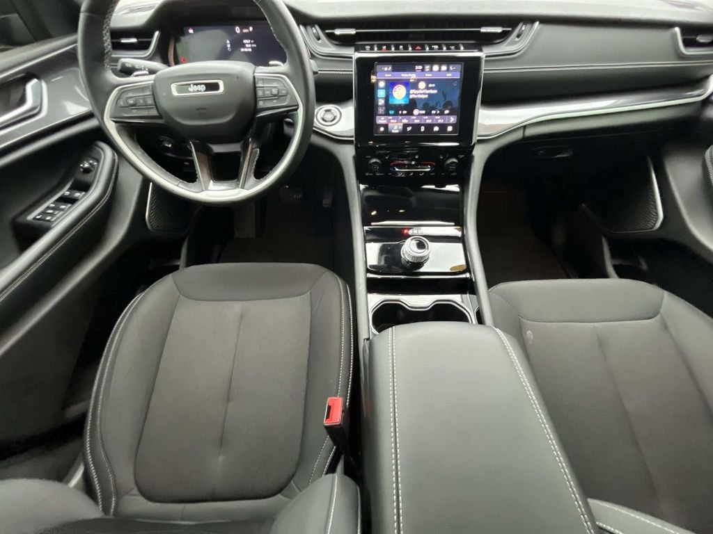 2021 Jeep Grand Cherokee L Laredo 4x4