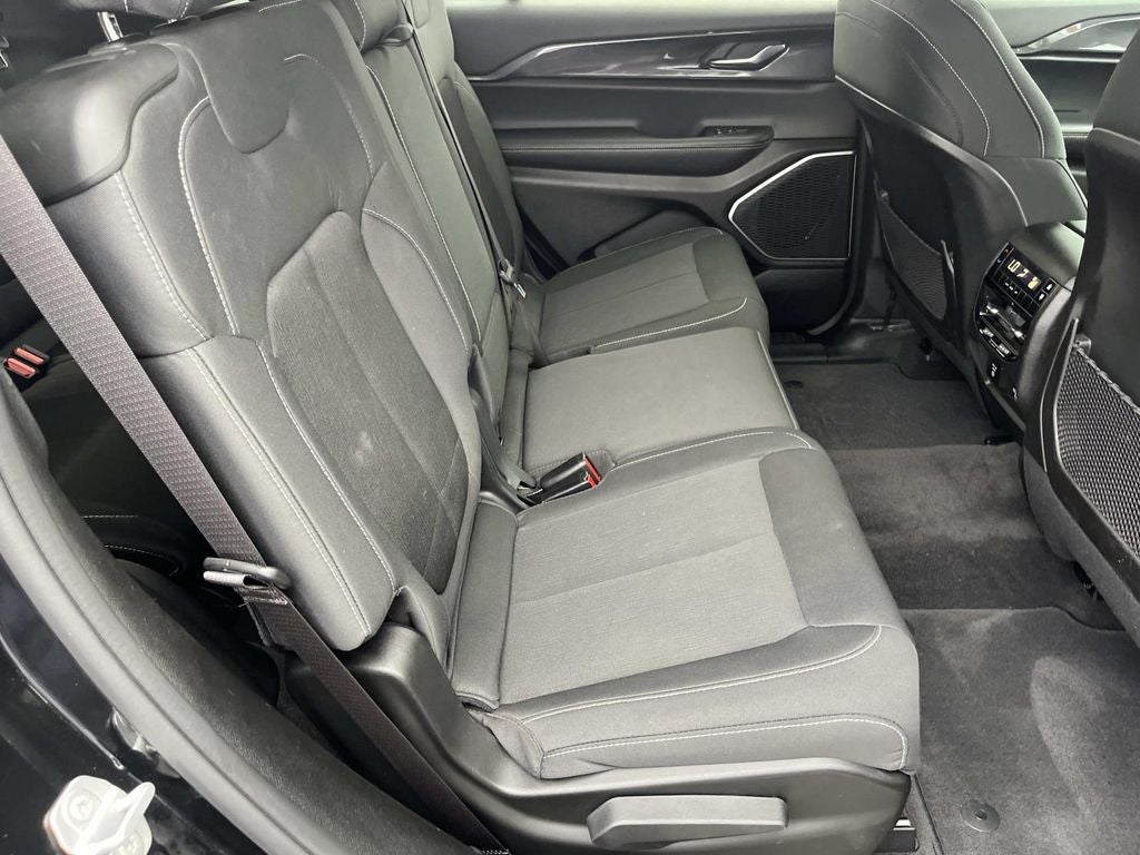 2021 Jeep Grand Cherokee L Laredo 4x4