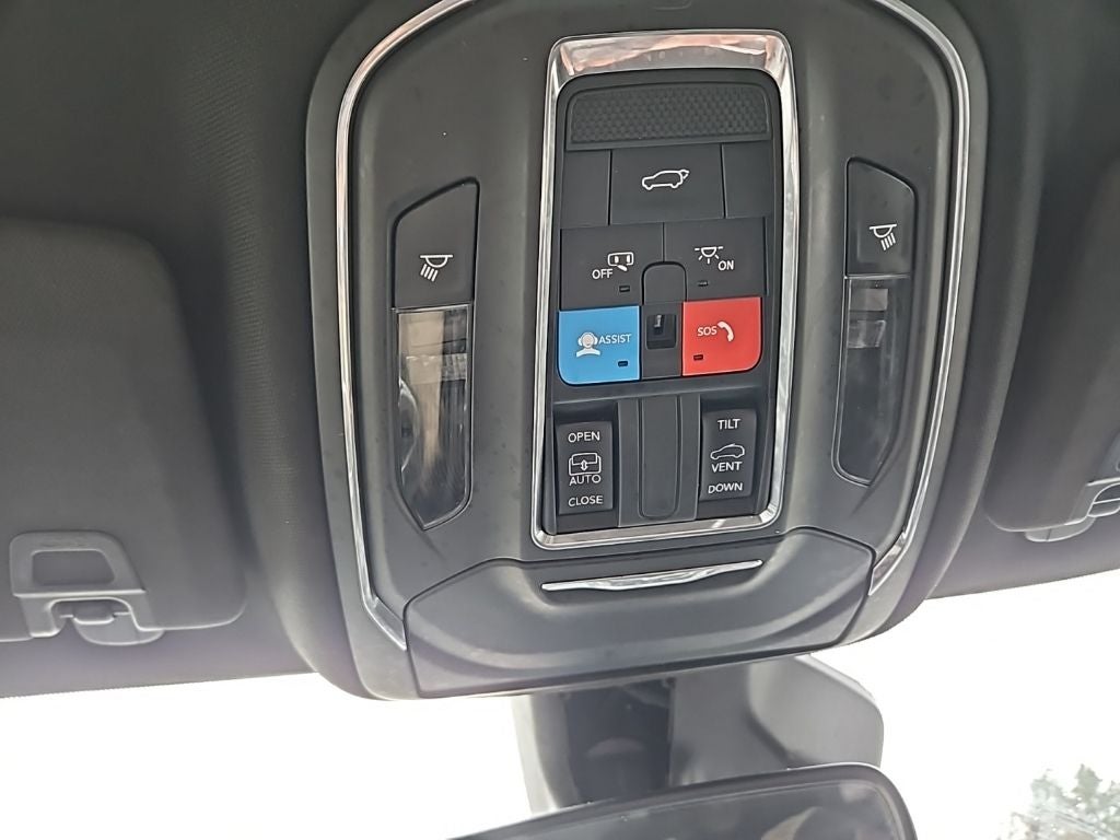 2023 Jeep Grand Cherokee L Altitude 4x4