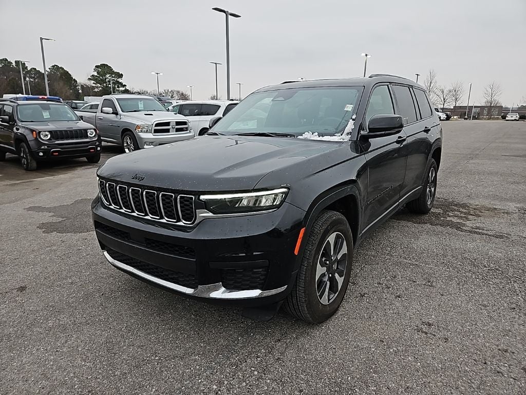 2023 Jeep Grand Cherokee L Altitude 4x4