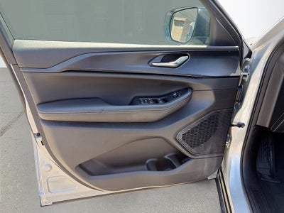 2025 Jeep Grand Cherokee L Laredo X 4x4