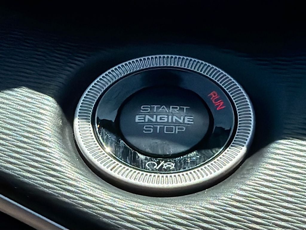 2025 Jeep Grand Cherokee L Laredo X 4x4