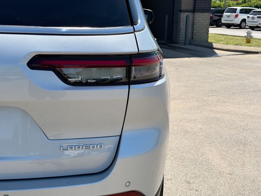 2025 Jeep Grand Cherokee L Laredo X 4x4