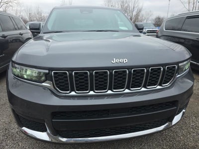 2022 Jeep Grand Cherokee L Laredo 4x4