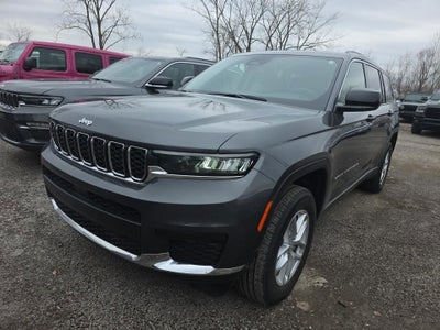 2022 Jeep Grand Cherokee L Laredo 4x4