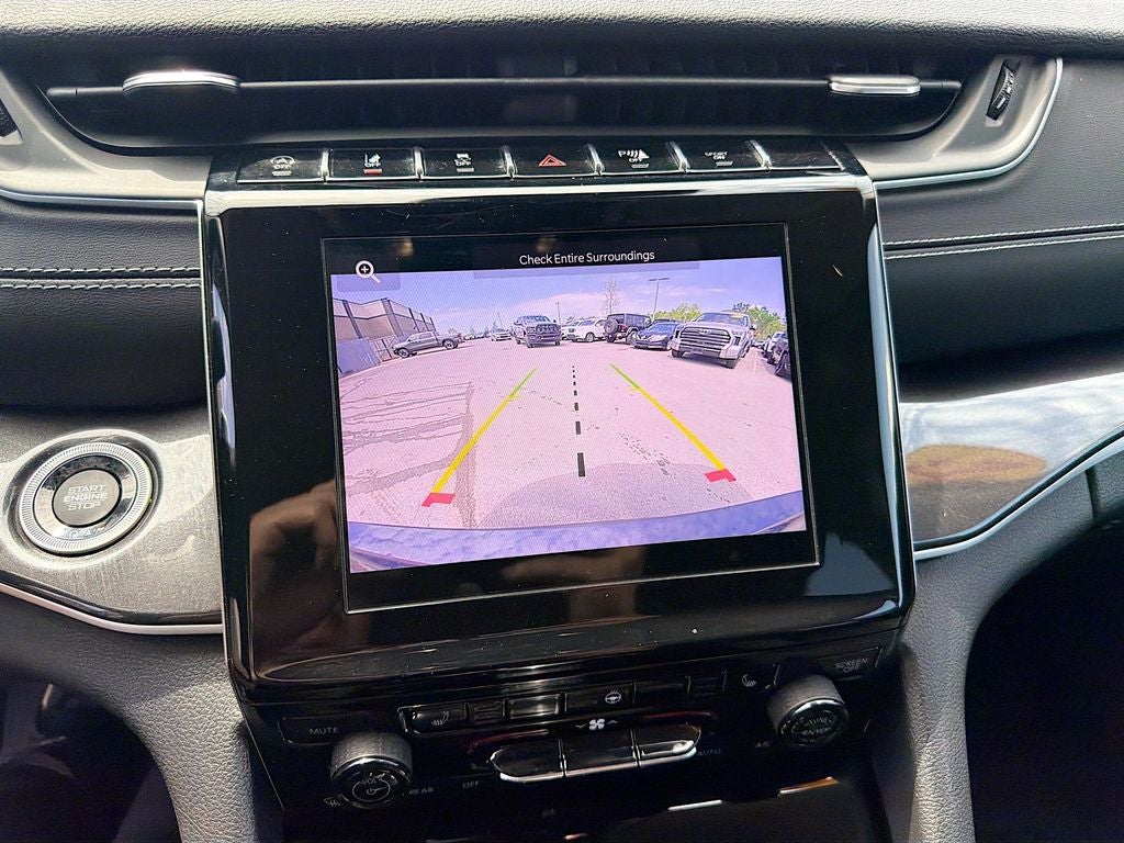2022 Jeep Grand Cherokee L Laredo 4x4