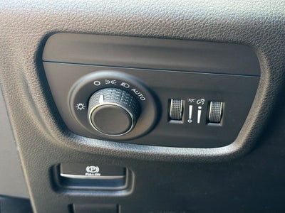 2022 Jeep Grand Cherokee L Laredo 4x4