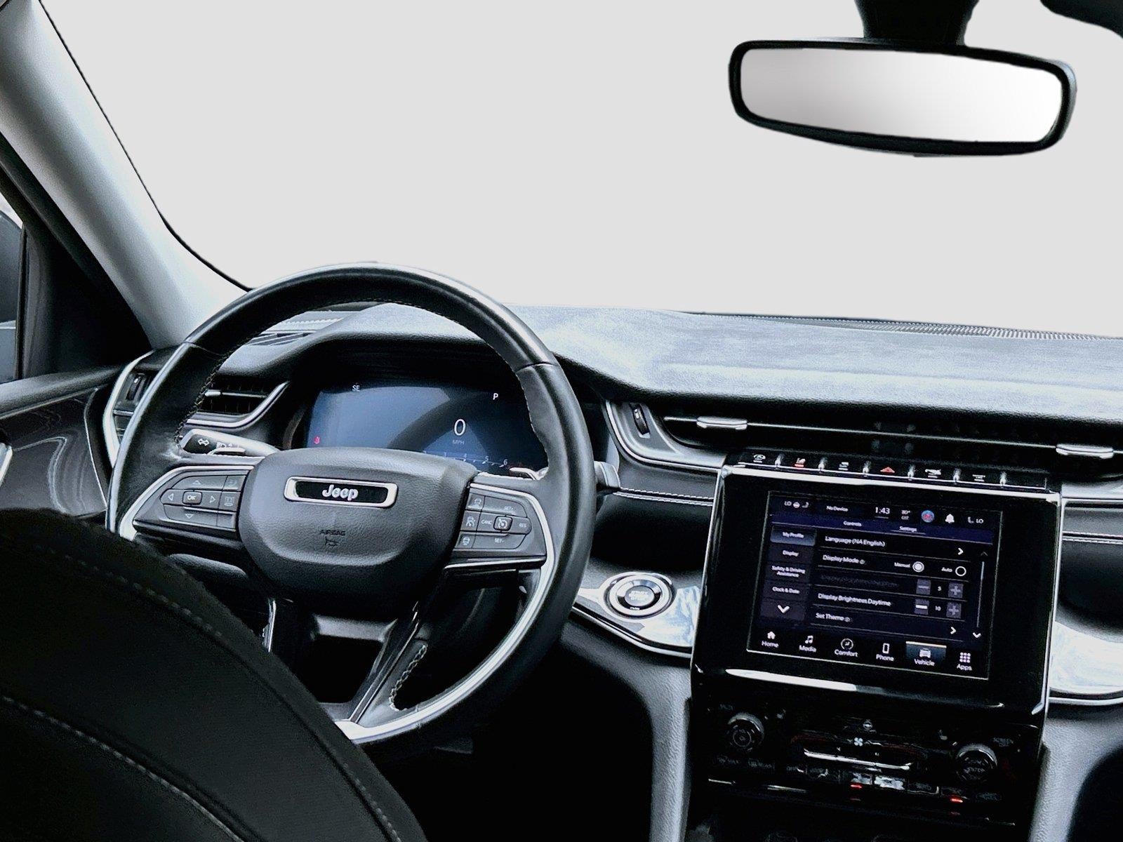 2022 Jeep Grand Cherokee L Laredo 4x4