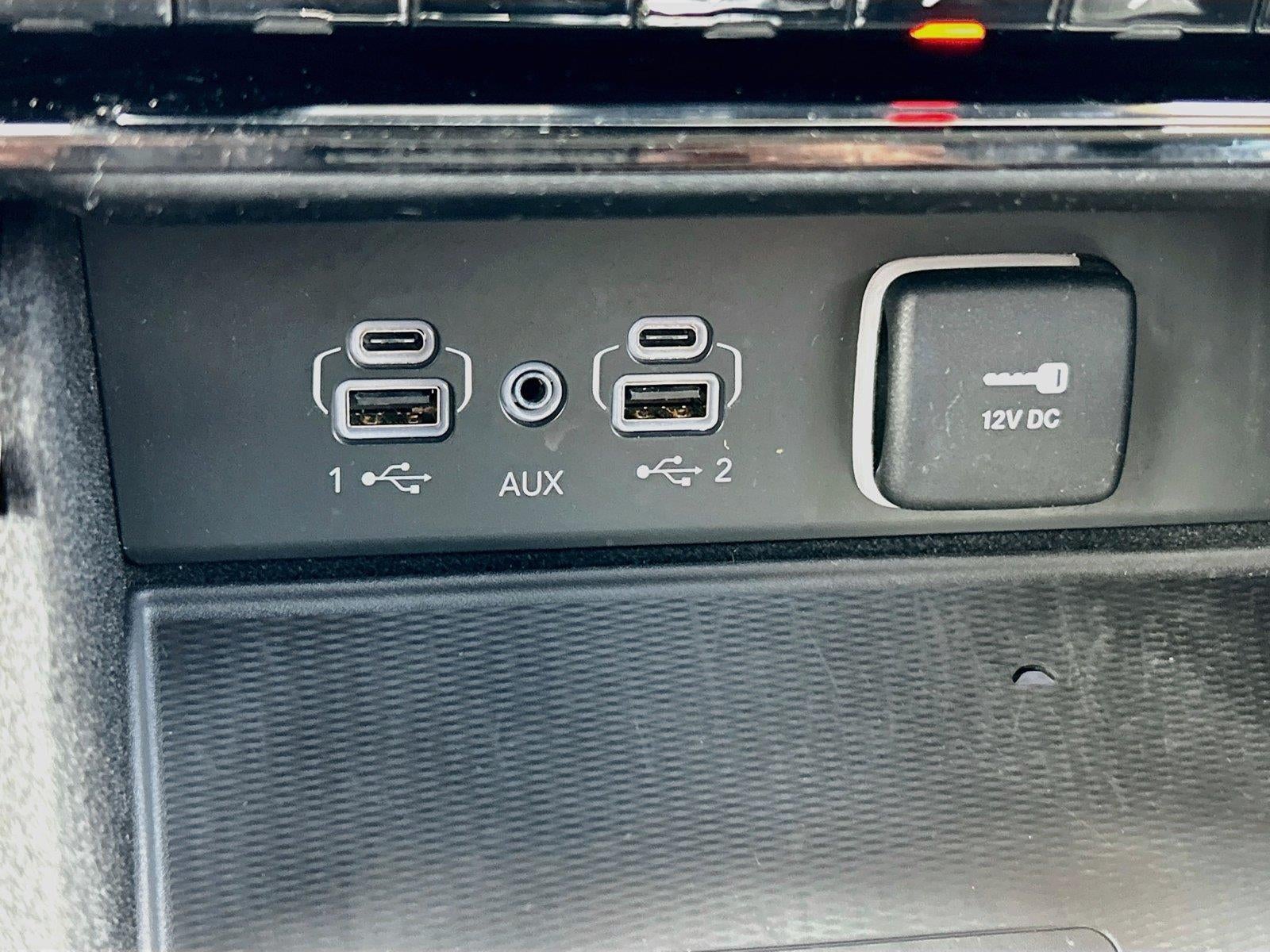 2022 Jeep Grand Cherokee L Laredo 4x4