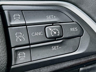 2022 Jeep Grand Cherokee L Laredo 4x4