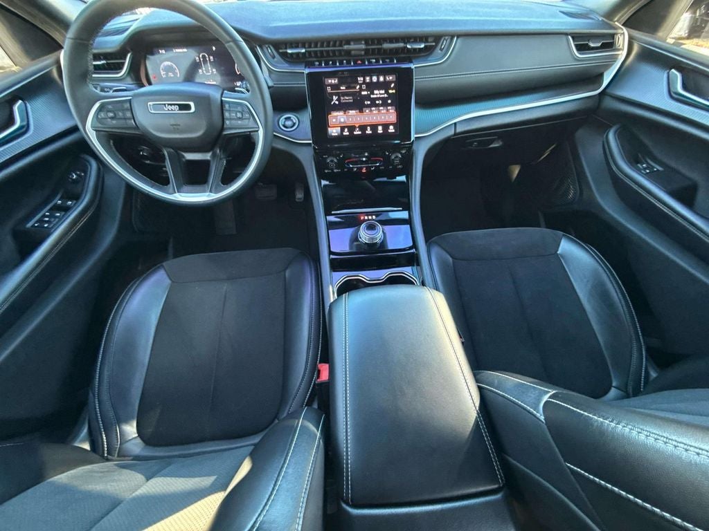 2023 Jeep Grand Cherokee L Altitude 4x4