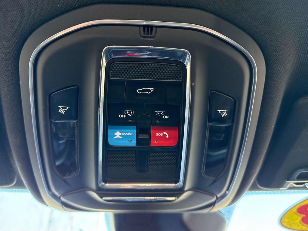 2023 Jeep Grand Cherokee L Altitude 4x4