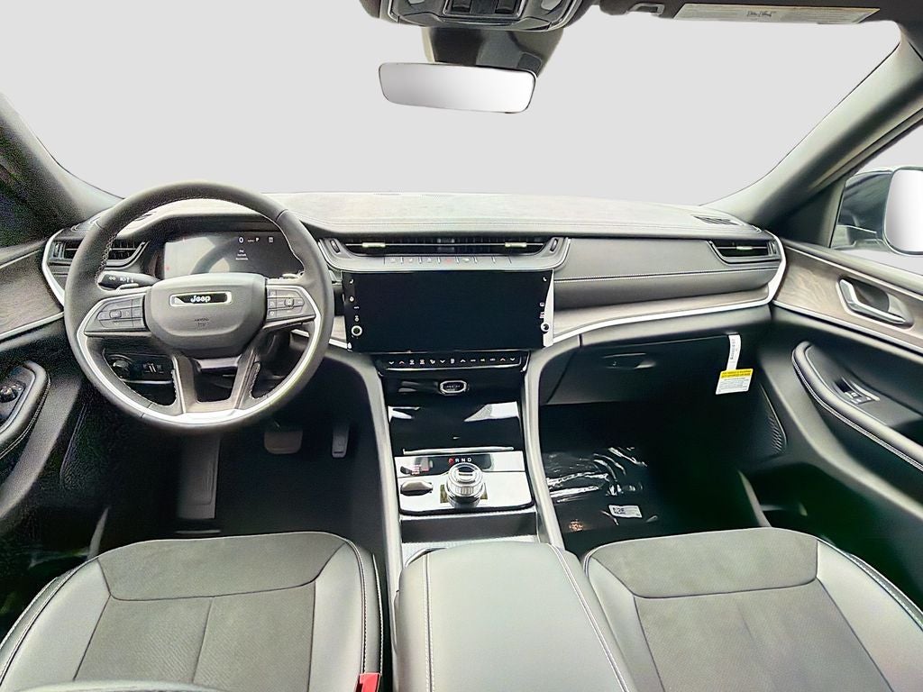 2026 Jeep Grand Cherokee GRAND CHEROKEE L LAREDO ALTITUDE 4X4