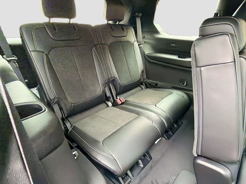 2026 Jeep Grand Cherokee GRAND CHEROKEE L LAREDO ALTITUDE 4X4