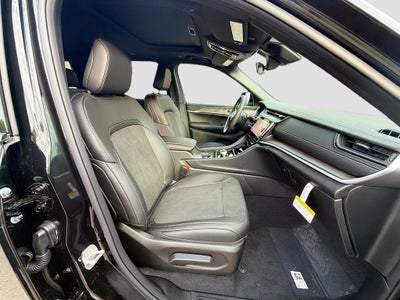 2026 Jeep Grand Cherokee GRAND CHEROKEE L LAREDO ALTITUDE 4X4