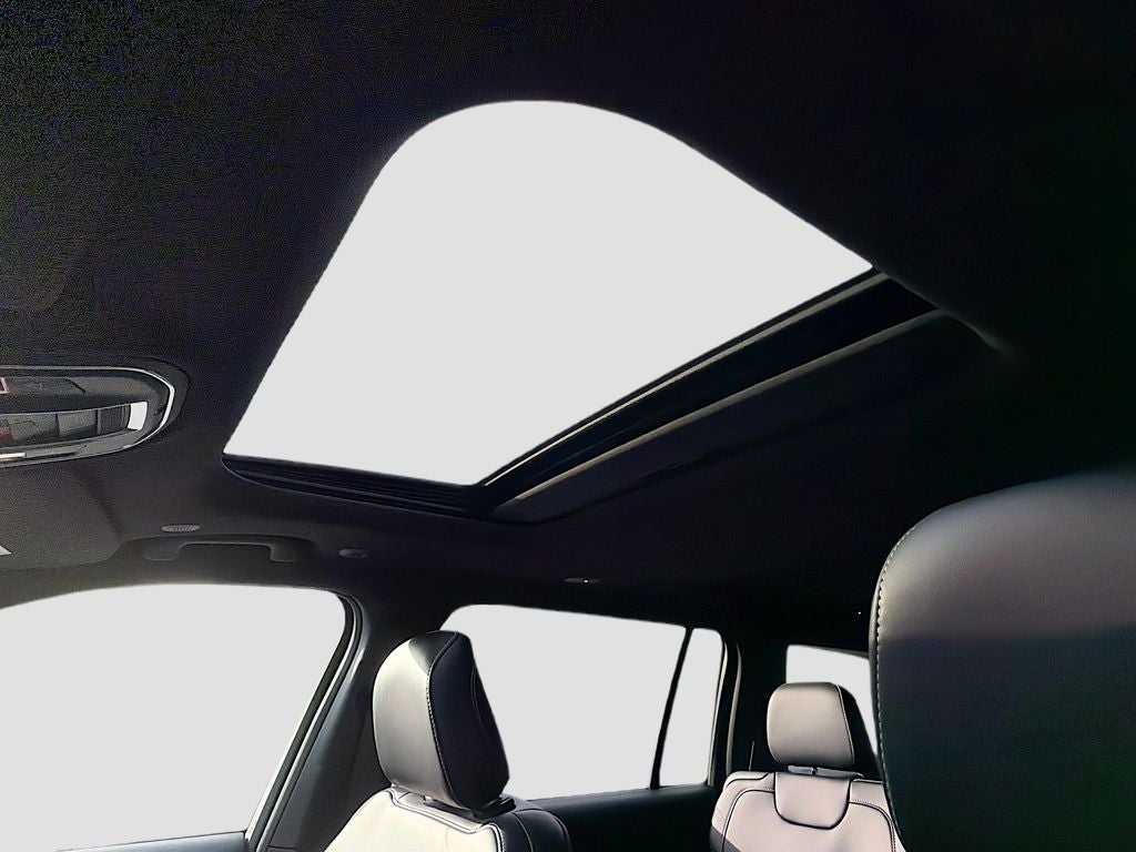 2026 Jeep Grand Cherokee GRAND CHEROKEE L LAREDO ALTITUDE 4X4