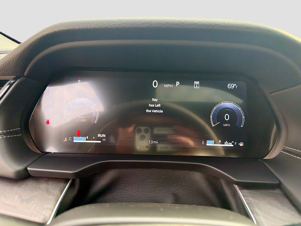 2026 Jeep Grand Cherokee GRAND CHEROKEE L LAREDO ALTITUDE 4X4