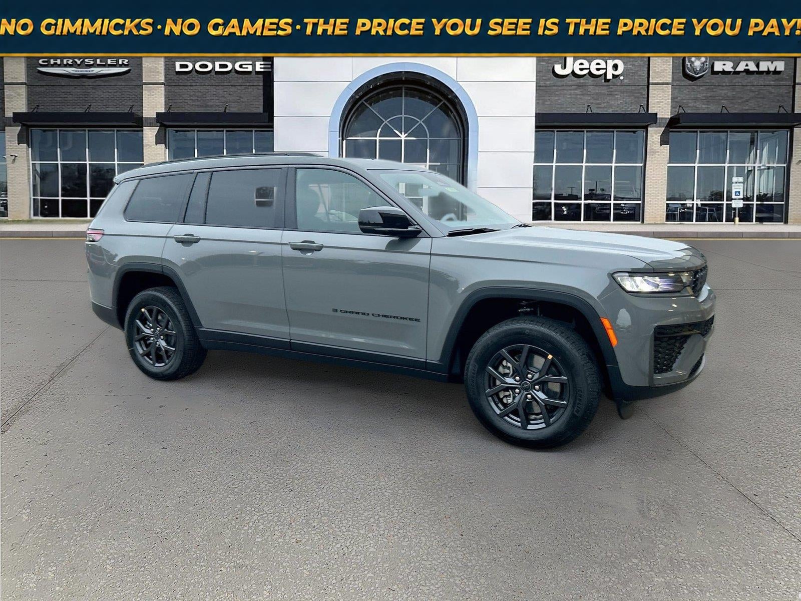 2027 Jeep Grand Cherokee GRAND CHEROKEE L LAREDO ALTITUDE 4X4