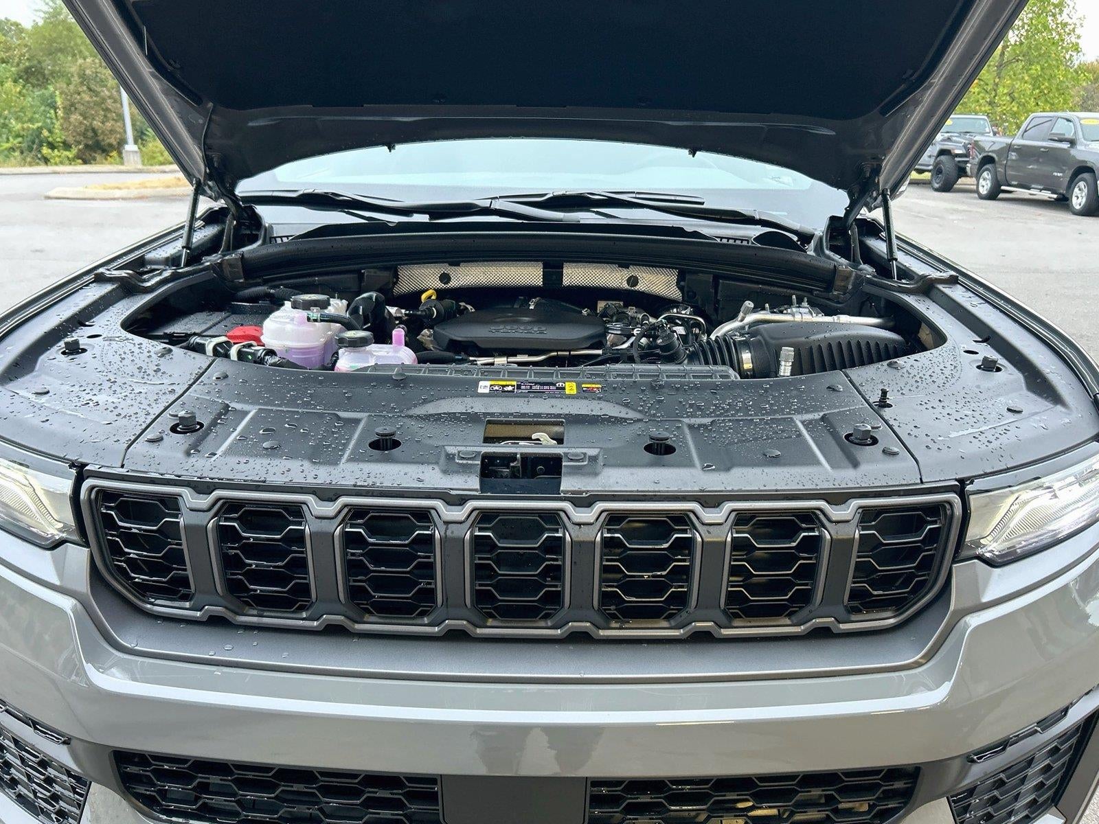 2027 Jeep Grand Cherokee GRAND CHEROKEE L LAREDO ALTITUDE 4X4