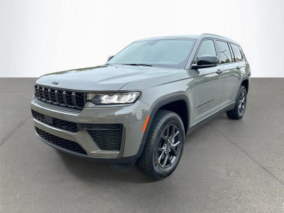 2027 Jeep Grand Cherokee GRAND CHEROKEE L LAREDO ALTITUDE 4X4