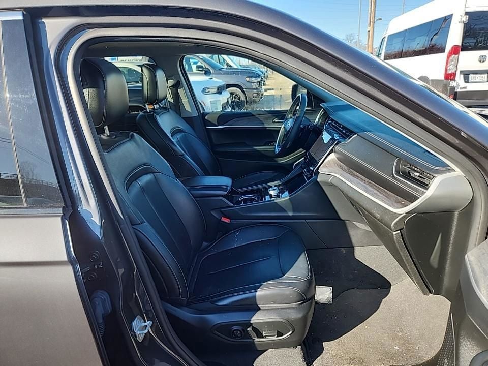 2022 Jeep Grand Cherokee L Limited 4x4