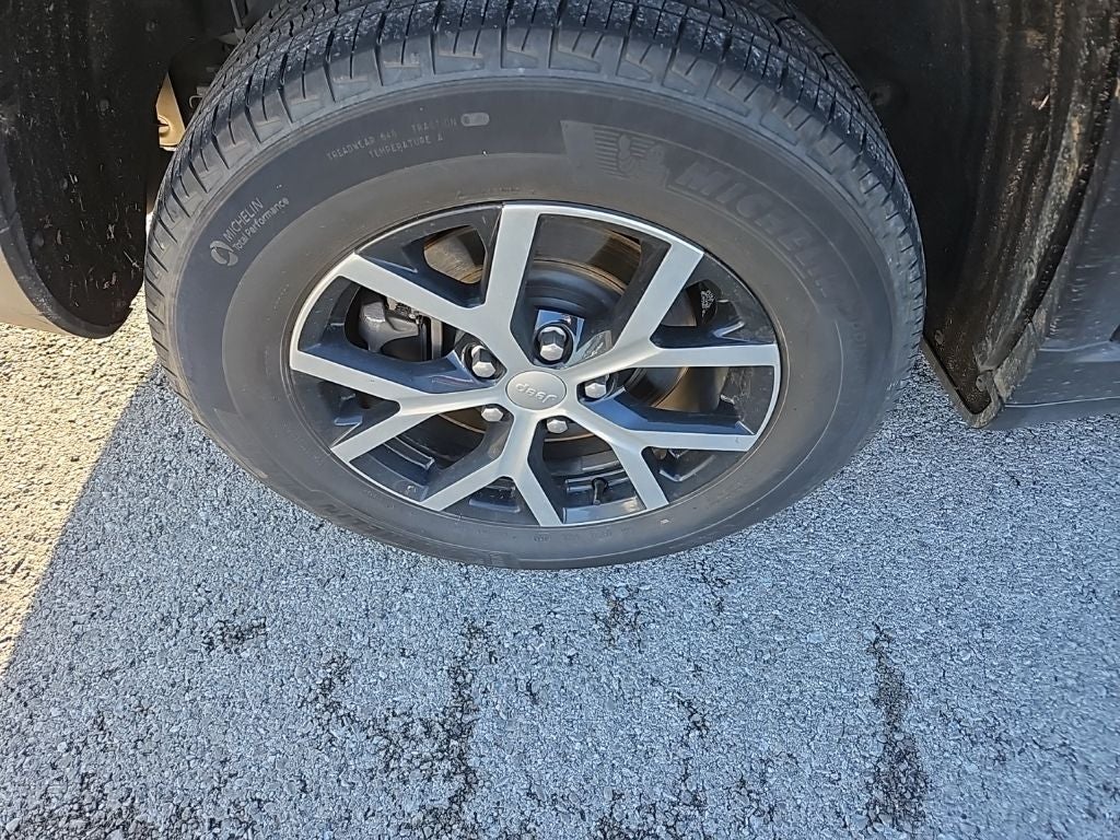 2023 Jeep Grand Cherokee L Limited 4x4