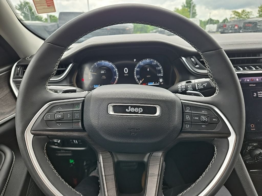 2023 Jeep Grand Cherokee L Limited 4x4
