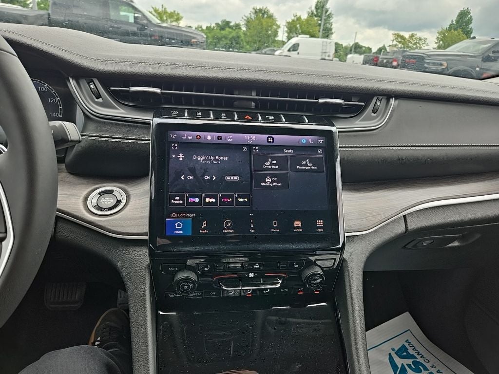 2023 Jeep Grand Cherokee L Limited 4x4