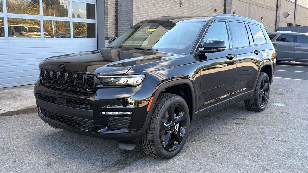 2025 Jeep Grand Cherokee GRAND CHEROKEE L LIMITED 4X4