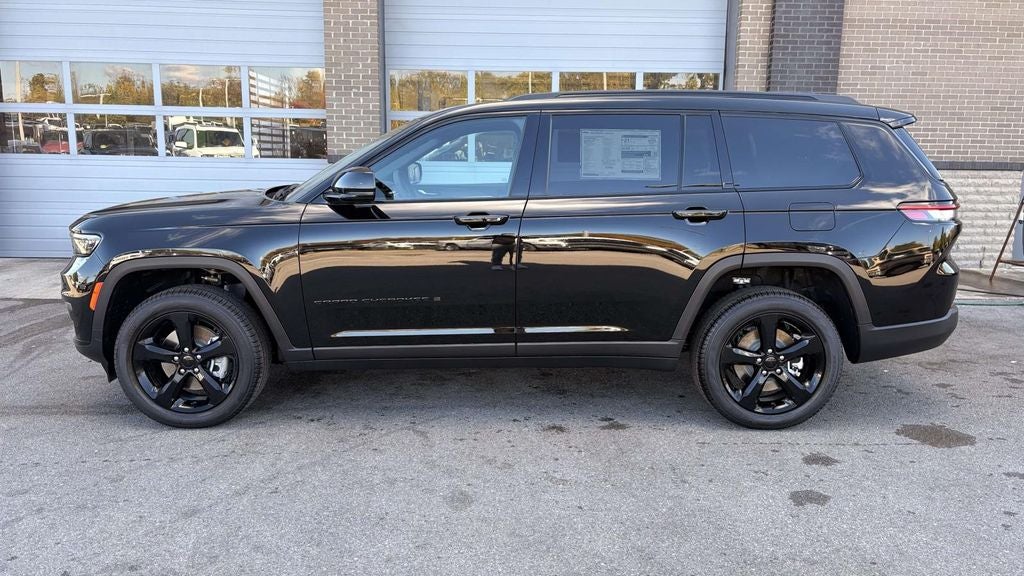 2025 Jeep Grand Cherokee GRAND CHEROKEE L LIMITED 4X4