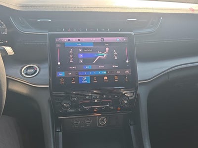 2025 Jeep Grand Cherokee L Limited 4x4