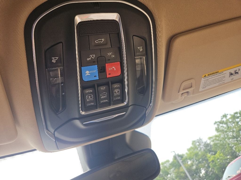 2022 Jeep Grand Cherokee L Limited 4x4