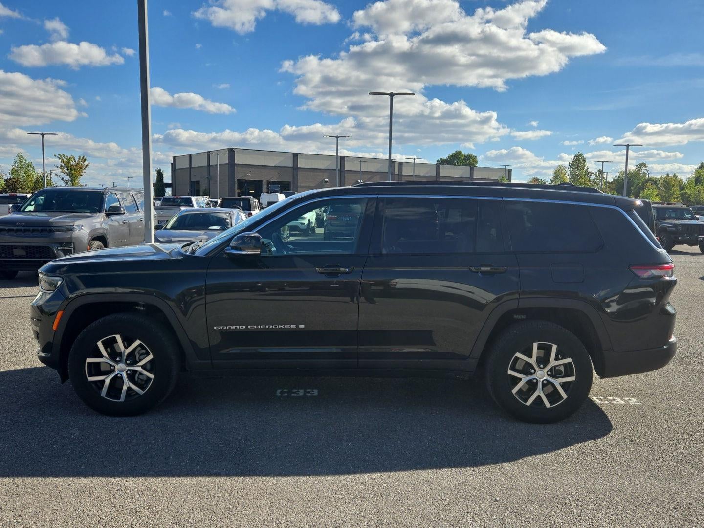 2024 Jeep Grand Cherokee L Limited 4x4