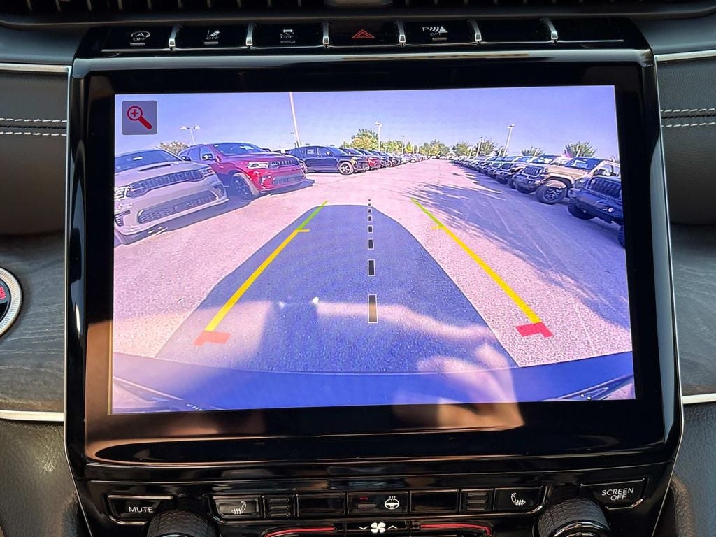 2025 Jeep Grand Cherokee GRAND CHEROKEE L LIMITED 4X4