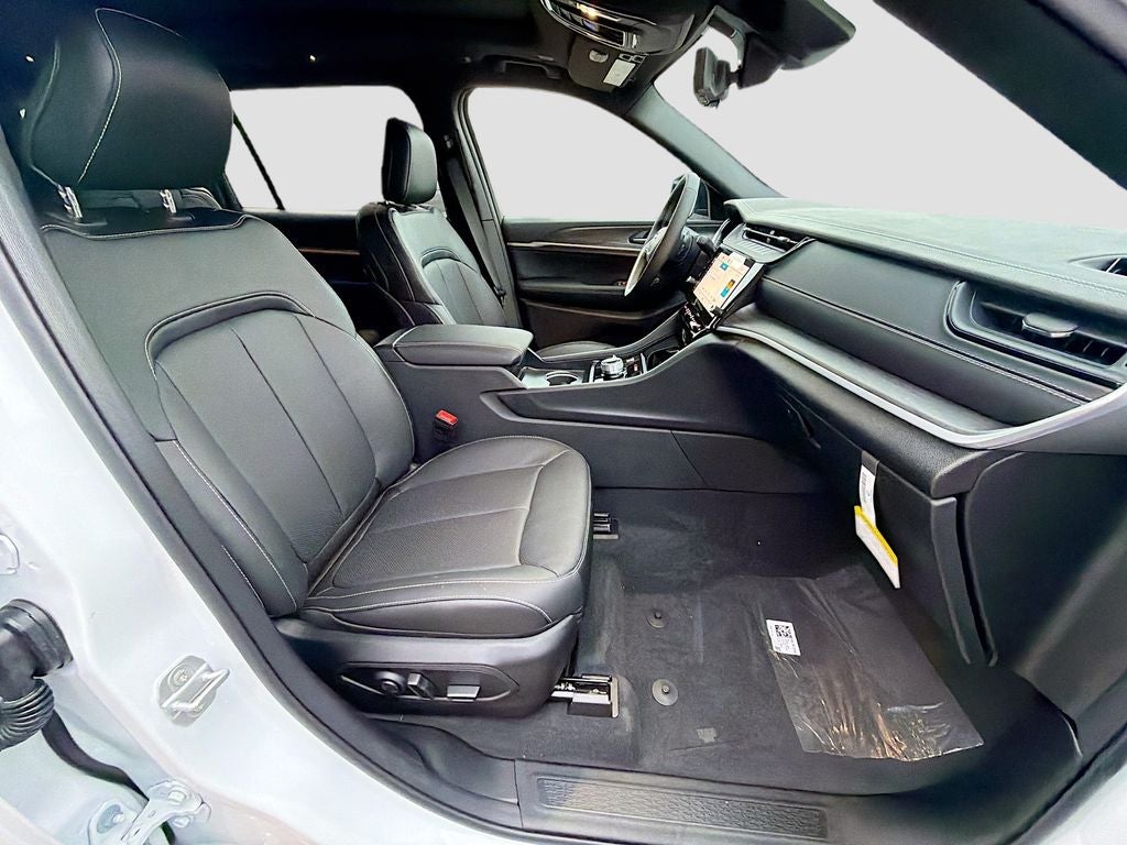 2026 Jeep Grand Cherokee GRAND CHEROKEE L LIMITED RESERVE 4X4