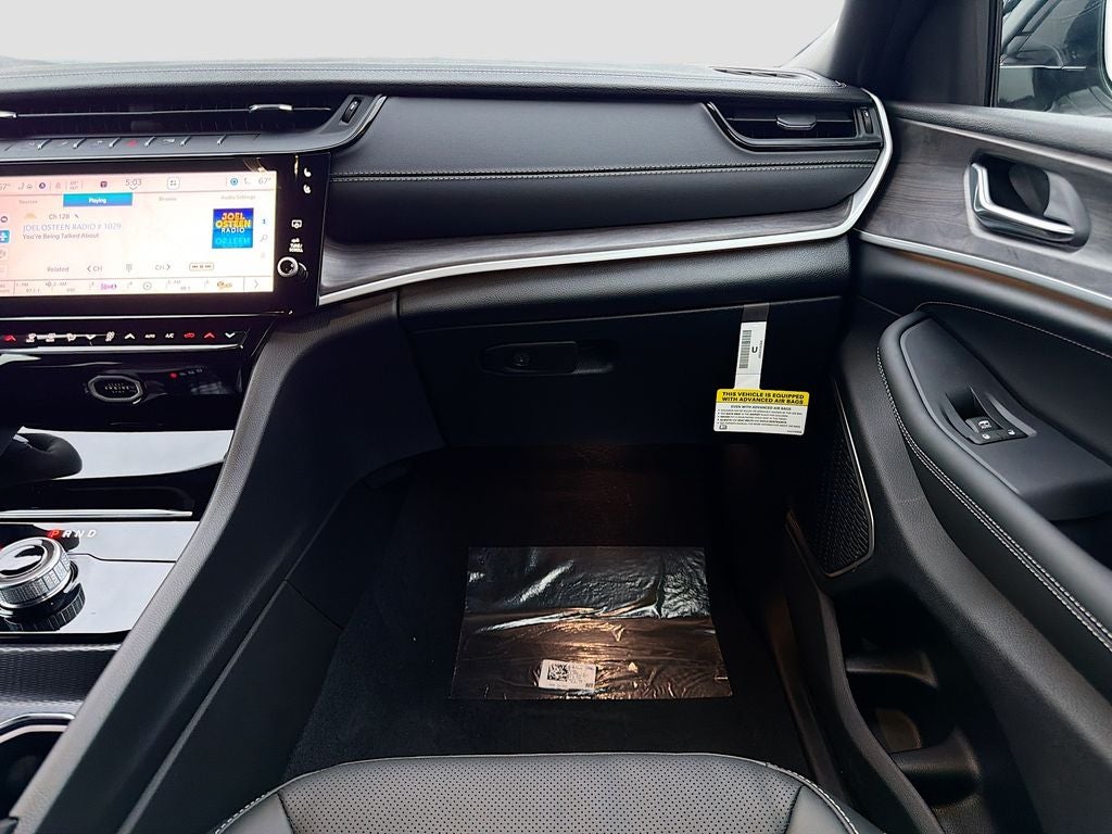 2026 Jeep Grand Cherokee GRAND CHEROKEE L LIMITED RESERVE 4X4