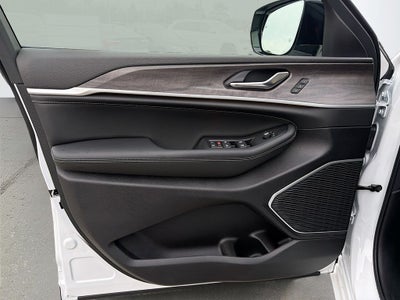 2026 Jeep Grand Cherokee GRAND CHEROKEE L LIMITED RESERVE 4X4