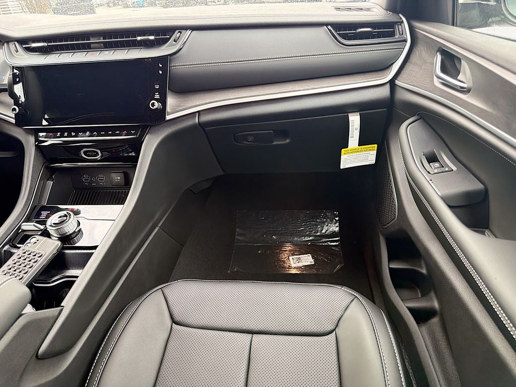 2026 Jeep Grand Cherokee GRAND CHEROKEE L LIMITED RESERVE 4X4