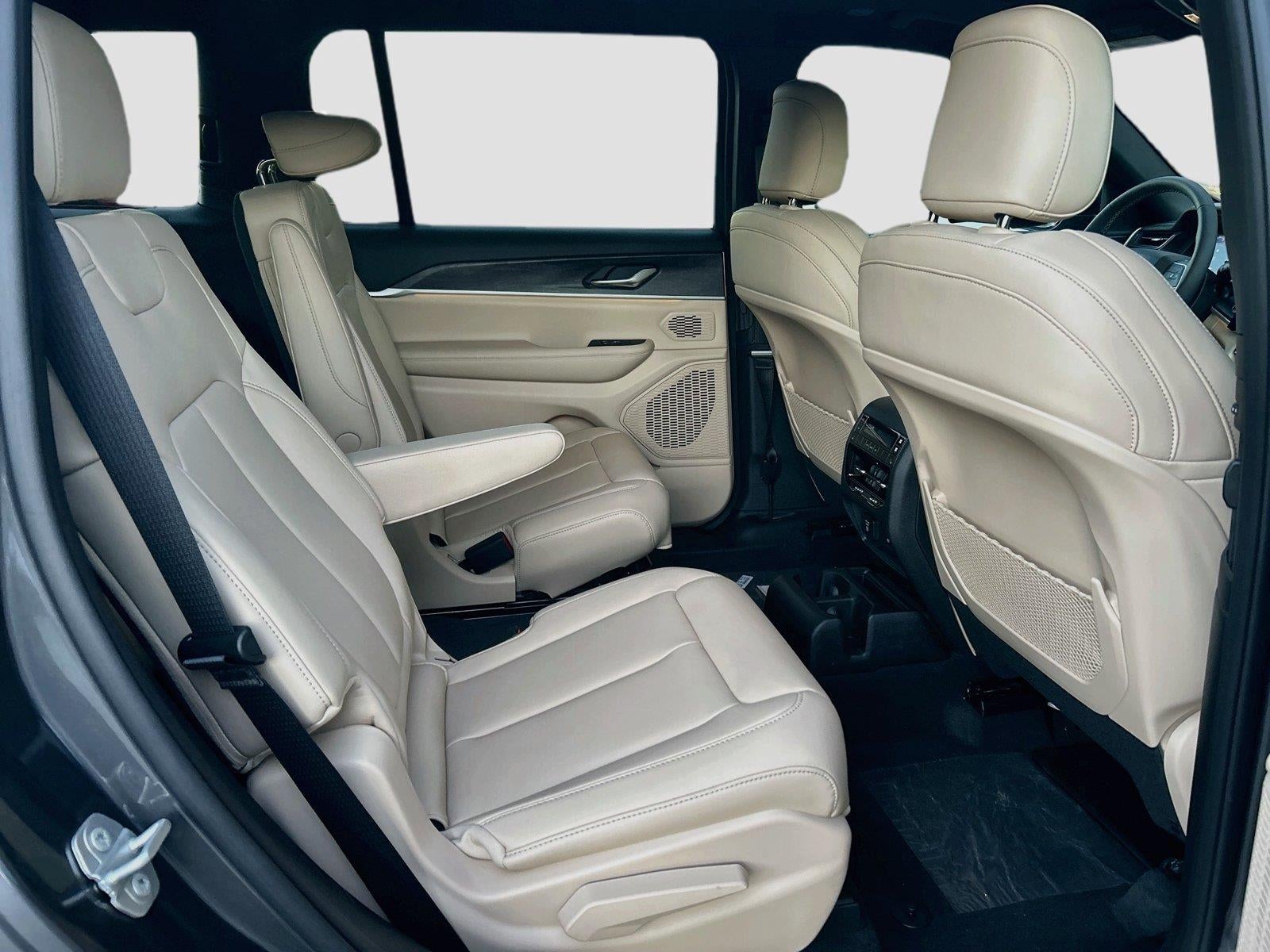 2026 Jeep Grand Cherokee GRAND CHEROKEE L LIMITED 4X4