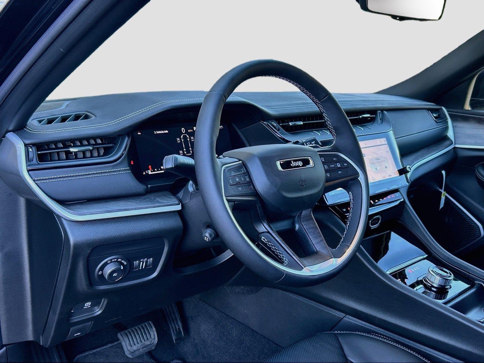 2027 Jeep Grand Cherokee GRAND CHEROKEE L LIMITED RESERVE 4X4